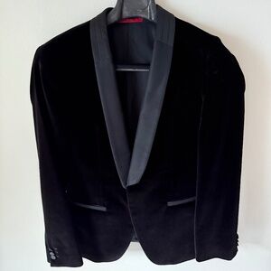 Hugo Boss velvet black dinner jacket / tuxedo / blazer
